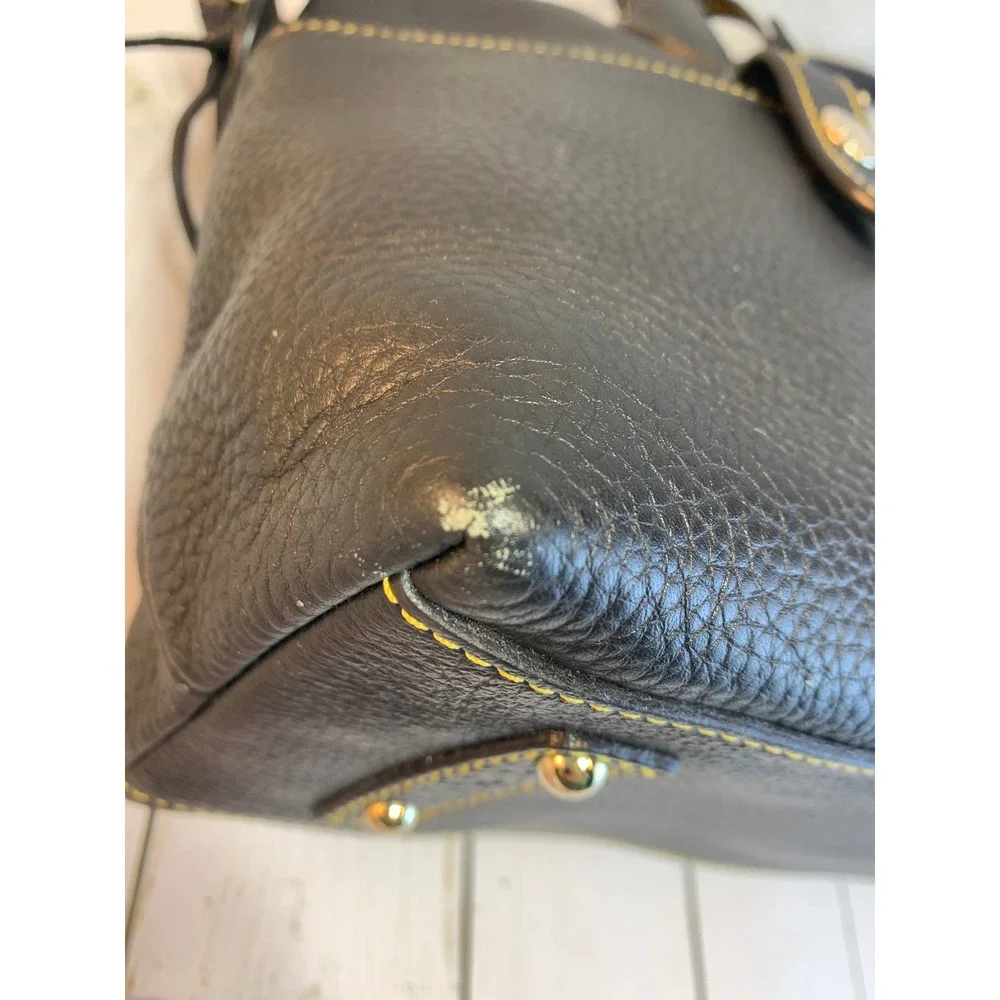 Dooney & Bourke East West Satchel Handbag Black Florentine Pebbled Leather